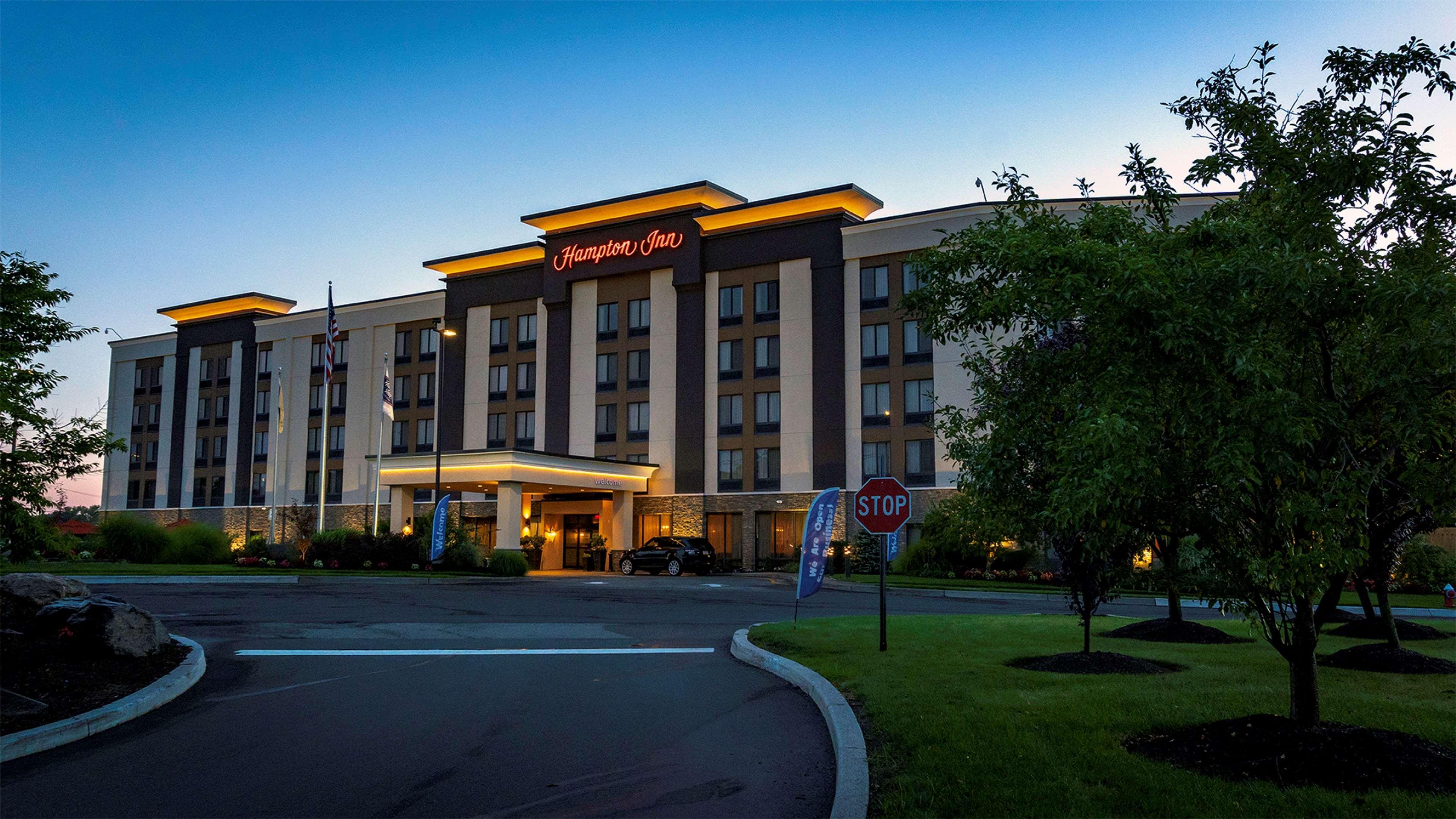 Hampton Inn Carlstadt At The Meadowlands Екстериор снимка