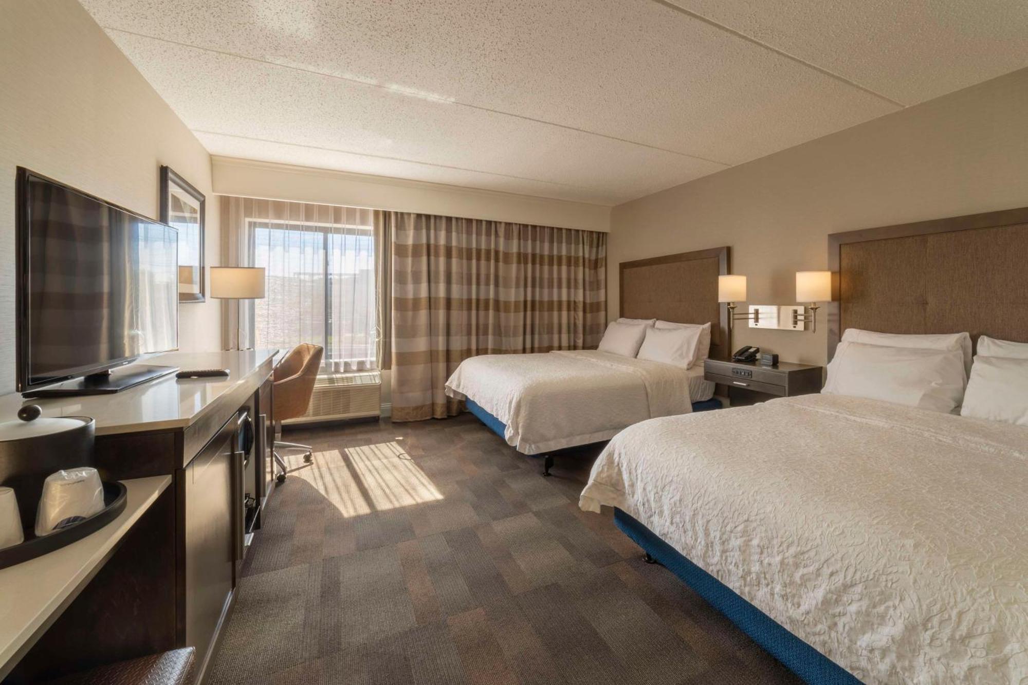 Hampton Inn Carlstadt At The Meadowlands Екстериор снимка