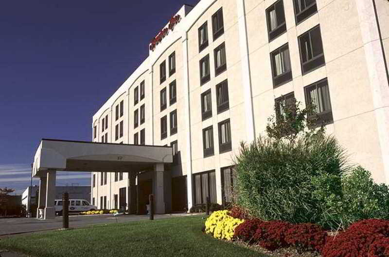 Hampton Inn Carlstadt At The Meadowlands Екстериор снимка